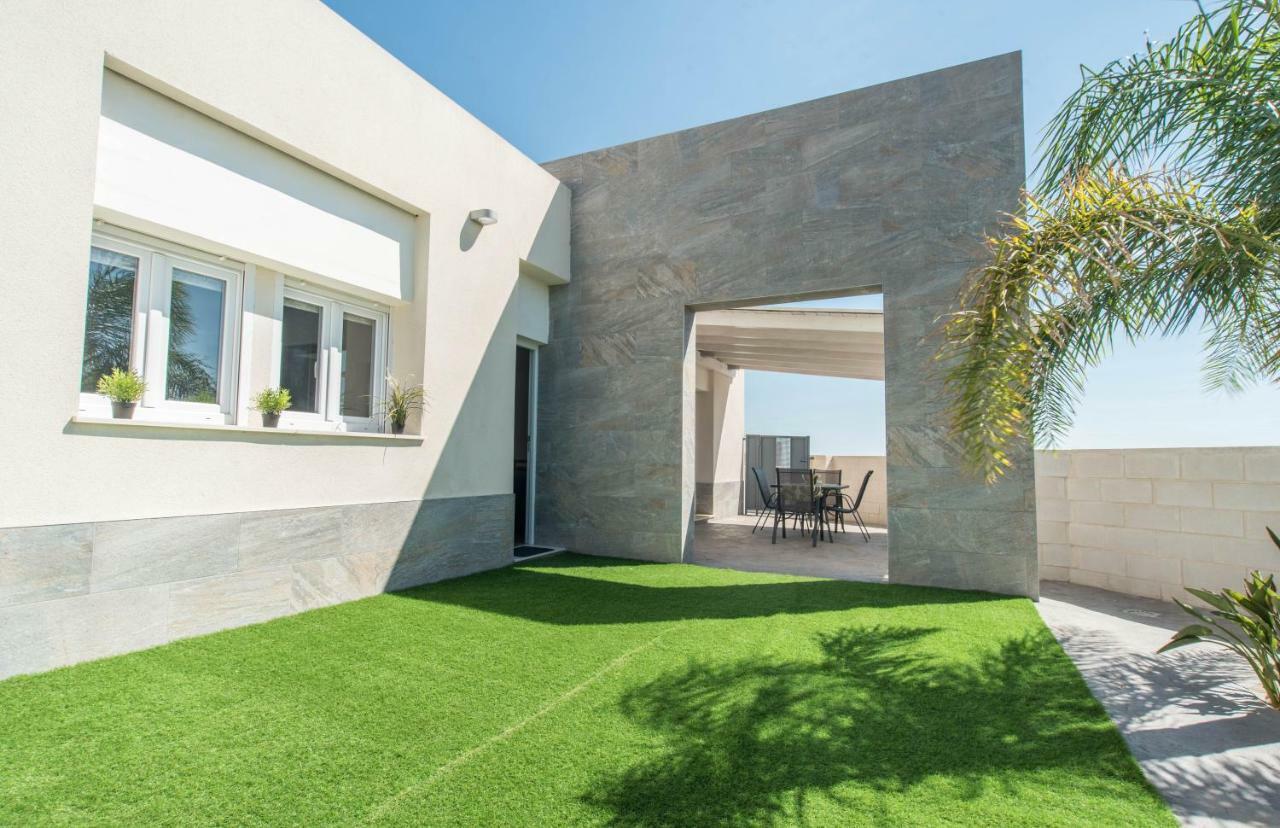 Las Casitas De Noah Monserrat Exterior photo
